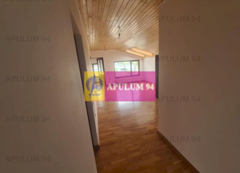 Vila de vanzare in Comarnic