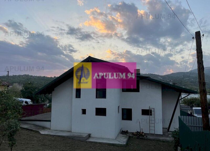 Vila de vanzare in Comarnic