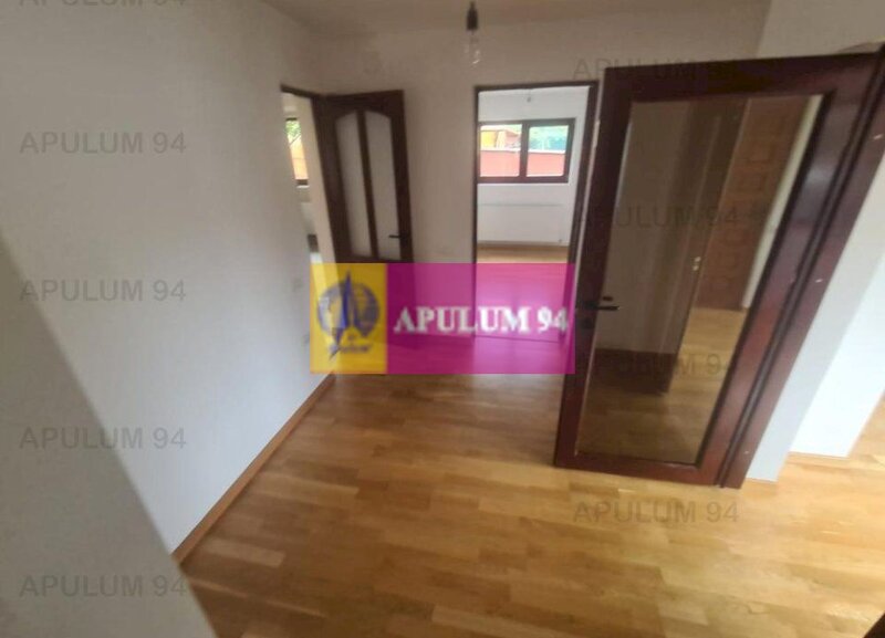 Vila de vanzare in Comarnic